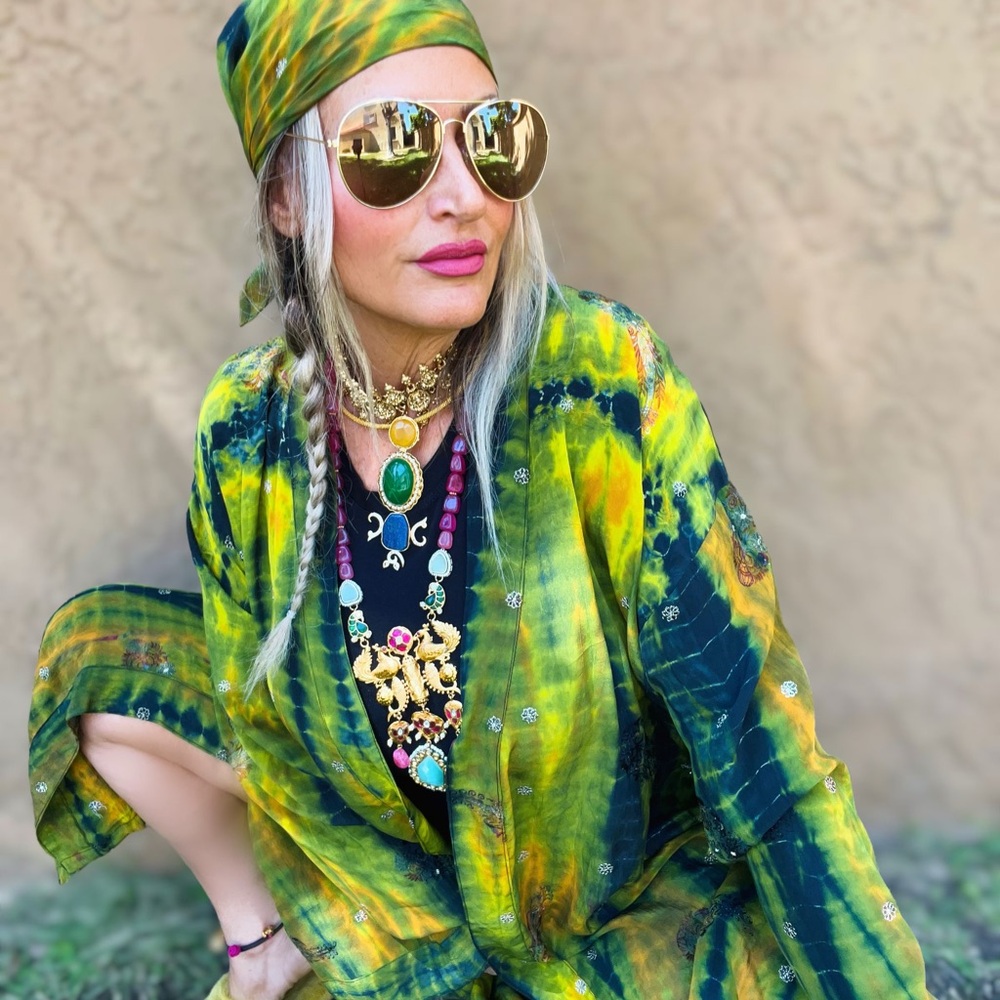 COSMIC CURRY SILK LONG KIMONO SET Shop